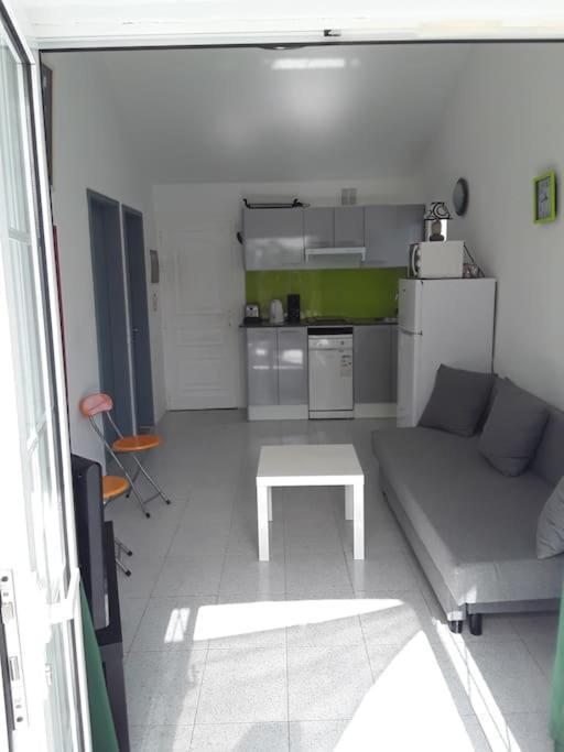 Holiday home Tres Beau Bungalow,jardin Tropical, Renovation Ete 2020 *