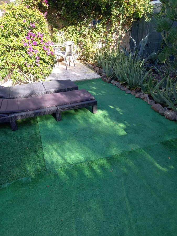Tres Beau Bungalow,jardin Tropical, Renovation Ete 2020 Vakantiehuis